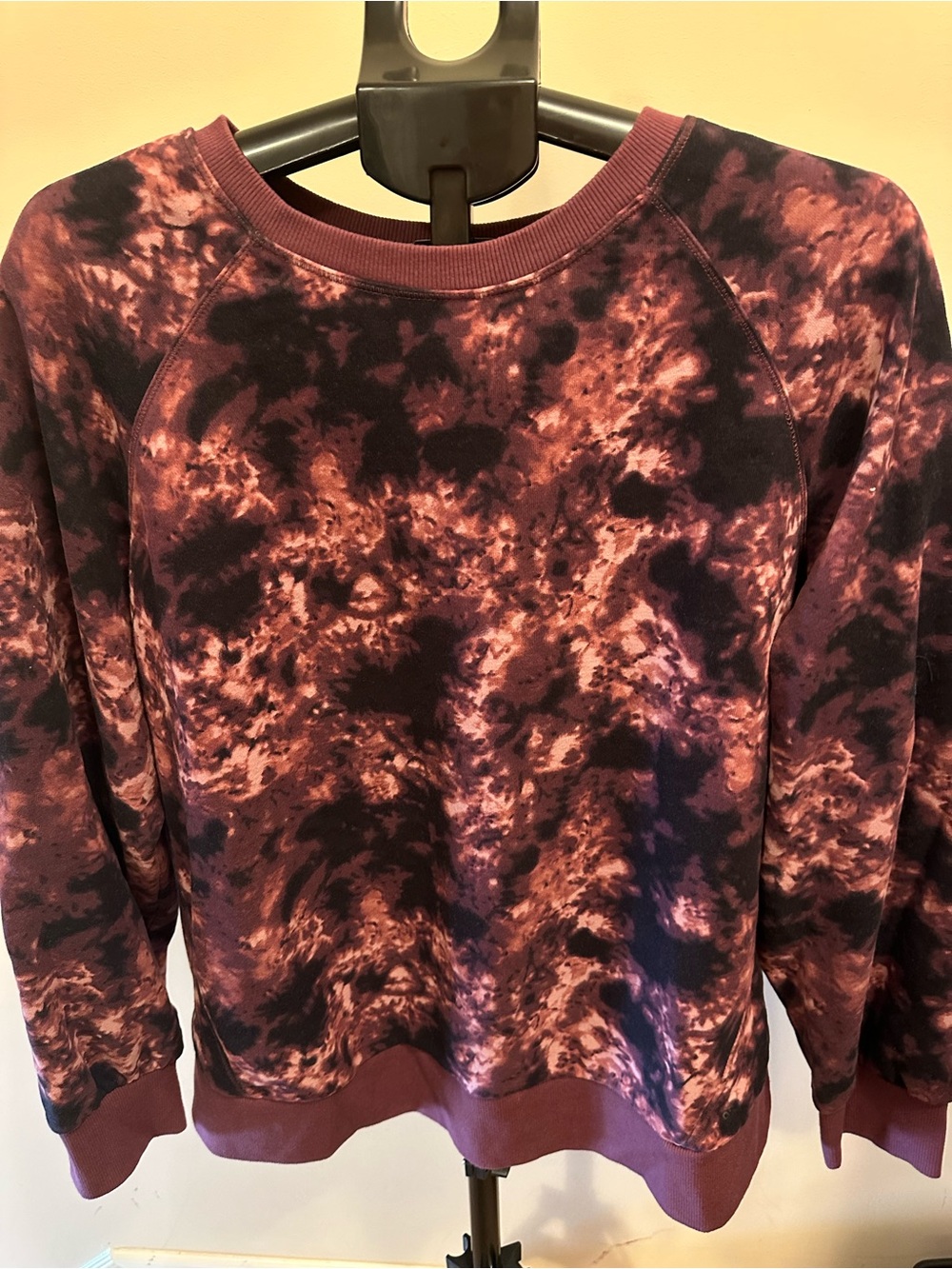 Women's Tie-Dye Crewneck Sweatshirt in Maroon and Black